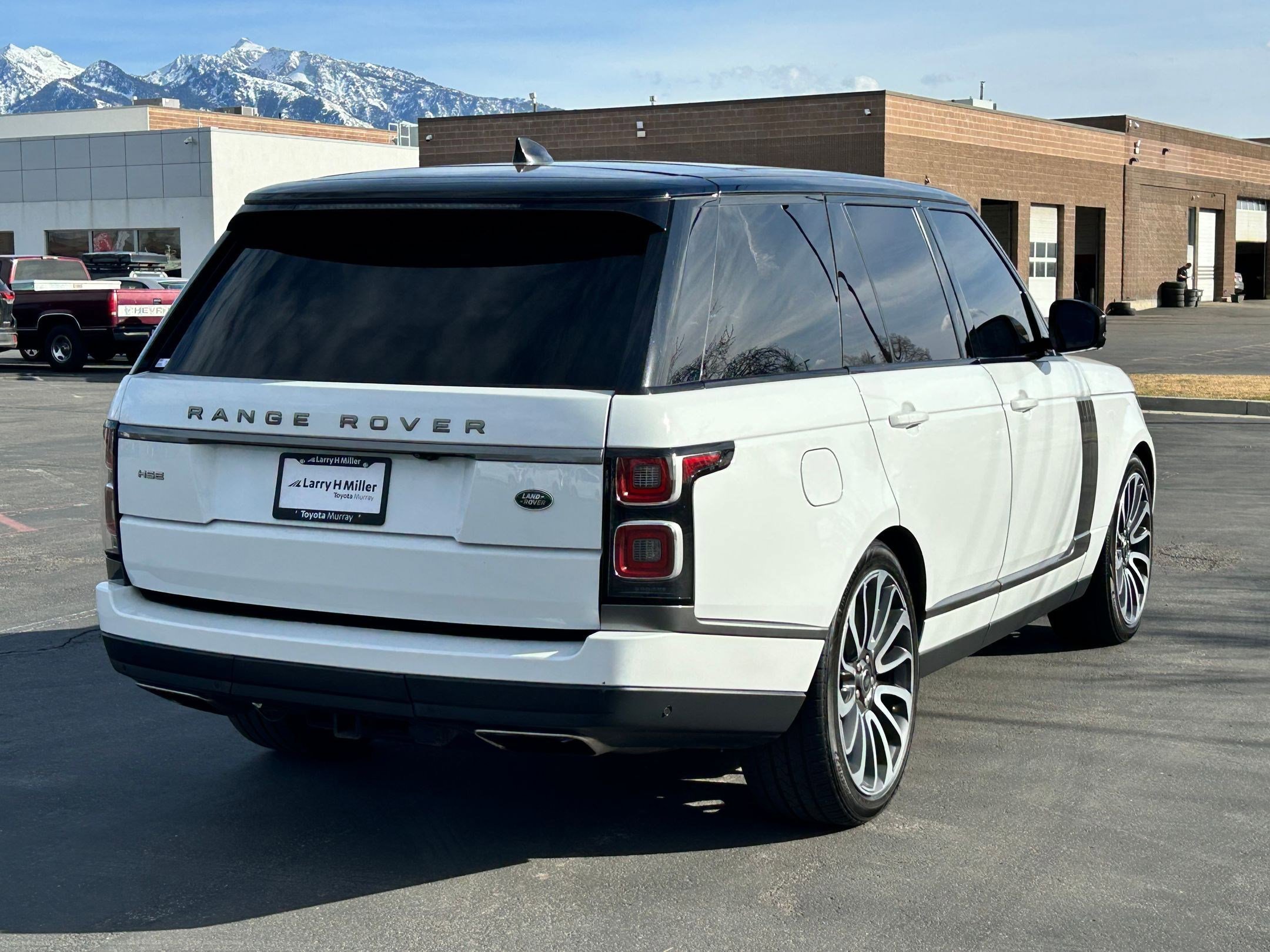 Used 2018 Land Rover Range Rover HSE AWD/4WD image 5