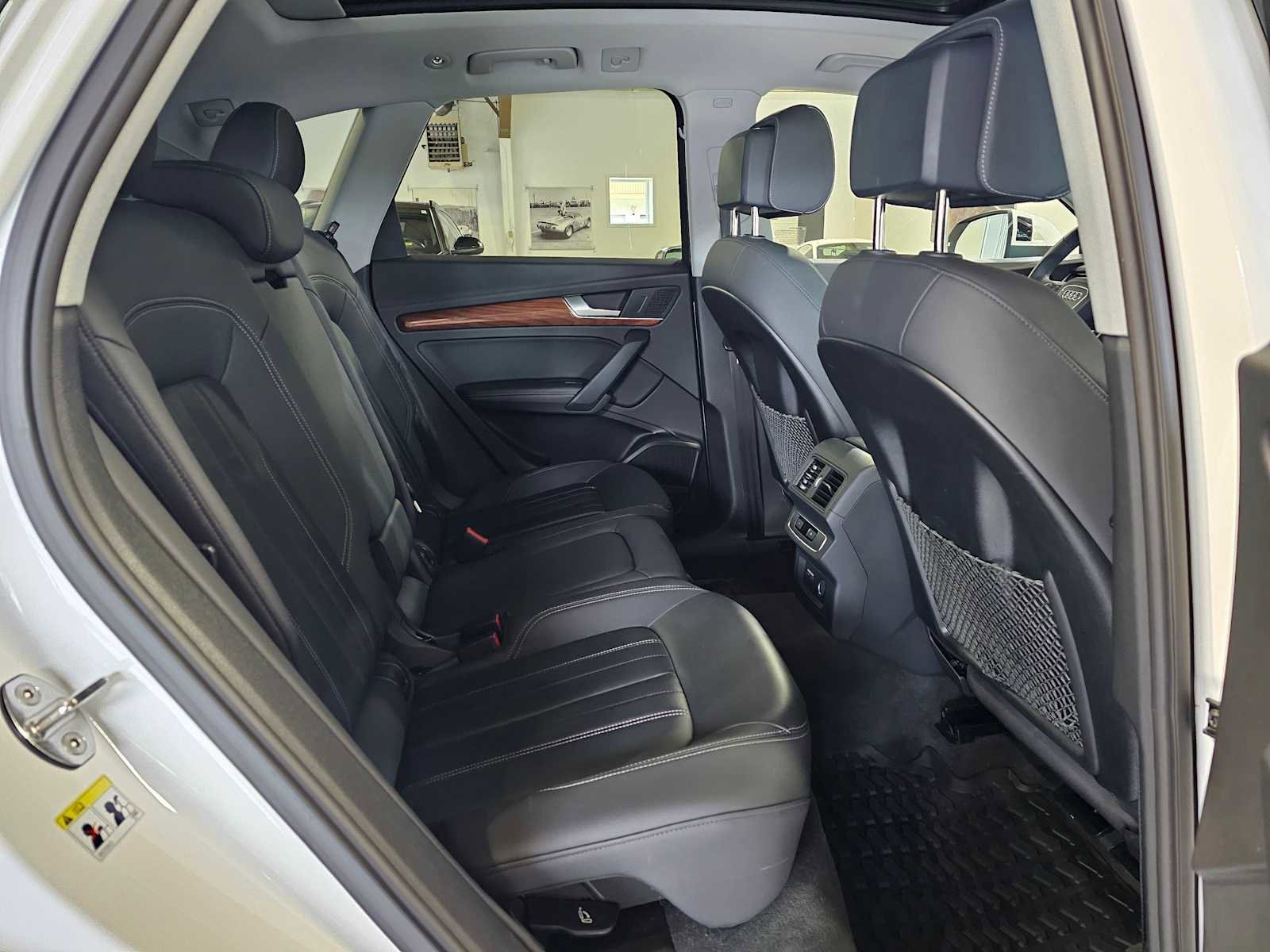 Used 2023 Audi Q5 2.0T Premium Plus w/ Premium Plus Package AWD/4WD image 12