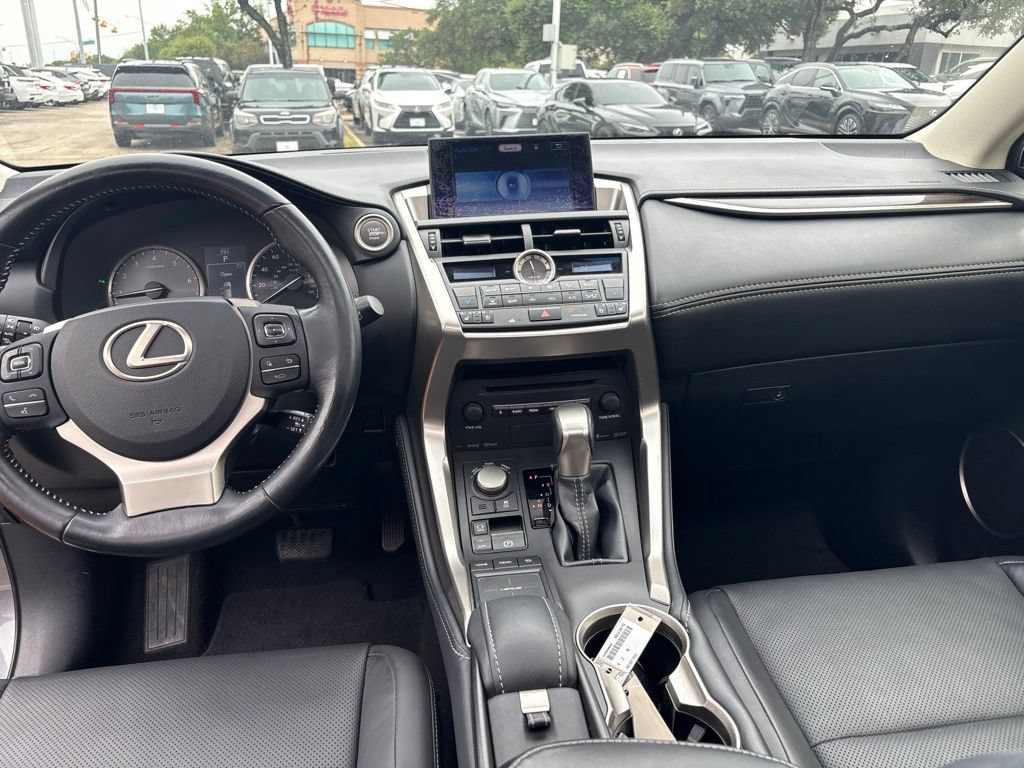 Used 2015 Lexus NX 200t FWD w/ Luxury Package image 17