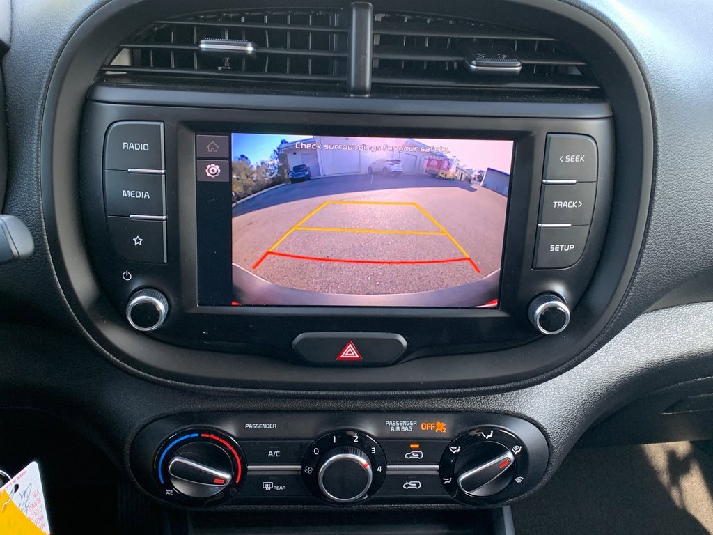 Used 2022 Kia Soul LX w/ Technology Package image 16