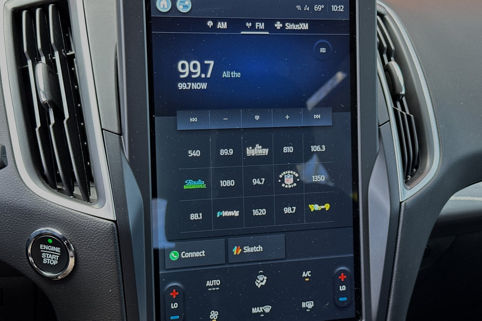 New 2024 Ford Edge SE w/ Black Appearance Package AWD/4WD image 15