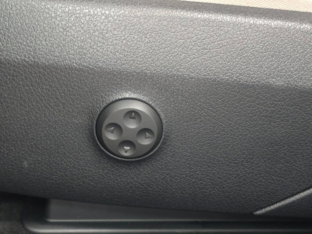 New 2026 Mercedes-Benz GLC 300 4MATIC image 22