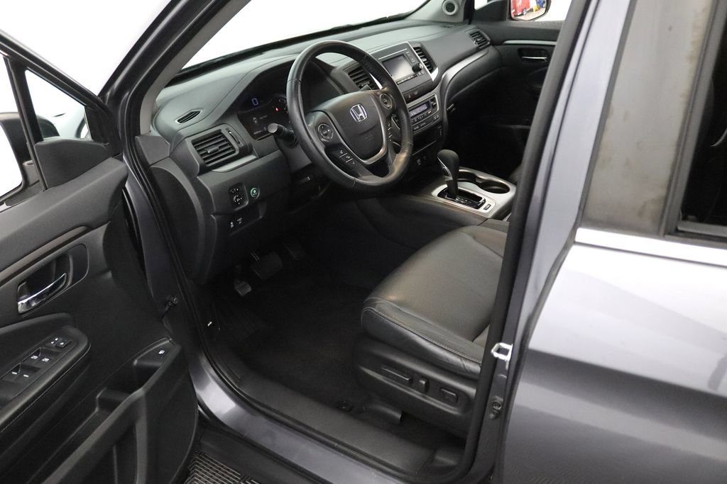 Used 2019 Honda Ridgeline RTL image 18
