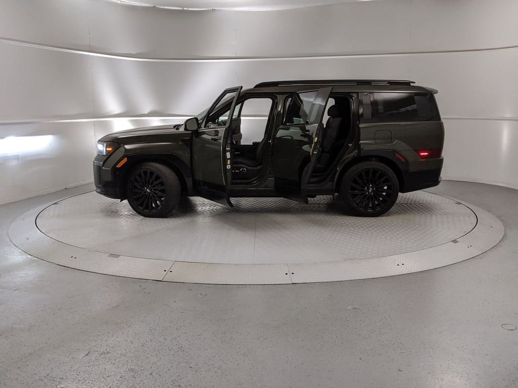 Used 2024 Hyundai Santa Fe Calligraphy image 11