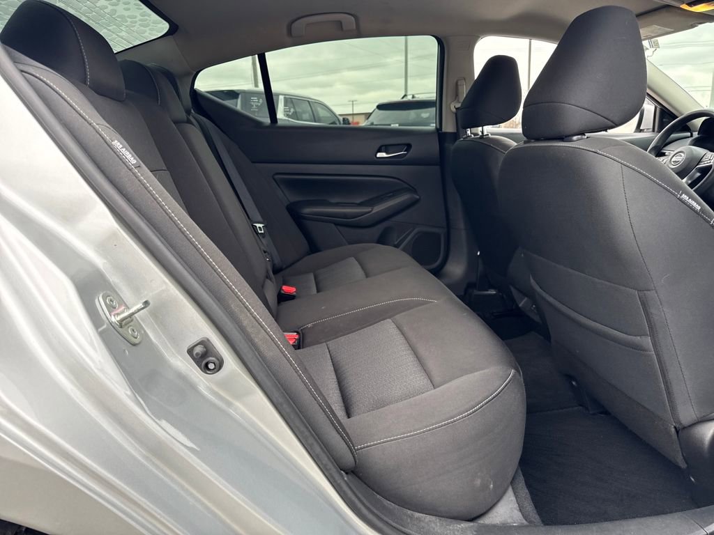 Used 2022 Nissan Altima 2.5 SV image 12