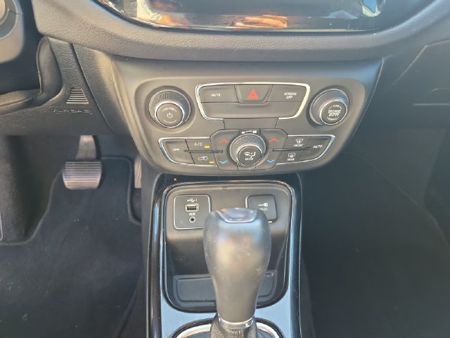 Used 2021 Jeep Compass Latitude FWD image 23