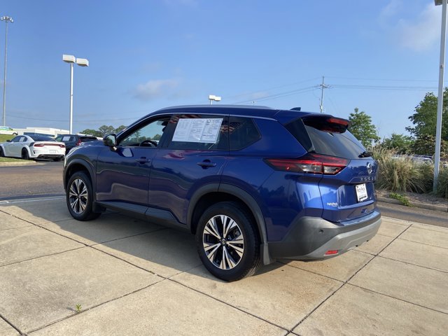 Used 2021 Nissan Rogue SV w/ Premium Package FWD image 8