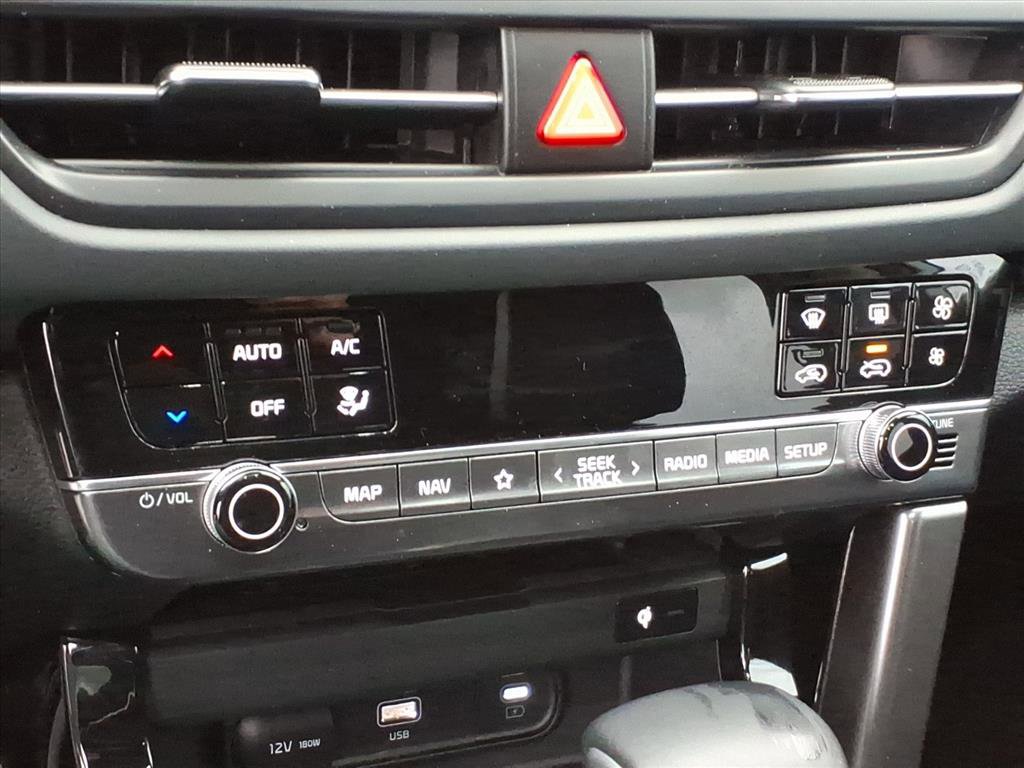 Used 2025 Kia Seltos EX w/ EX Sunroof Package image 24