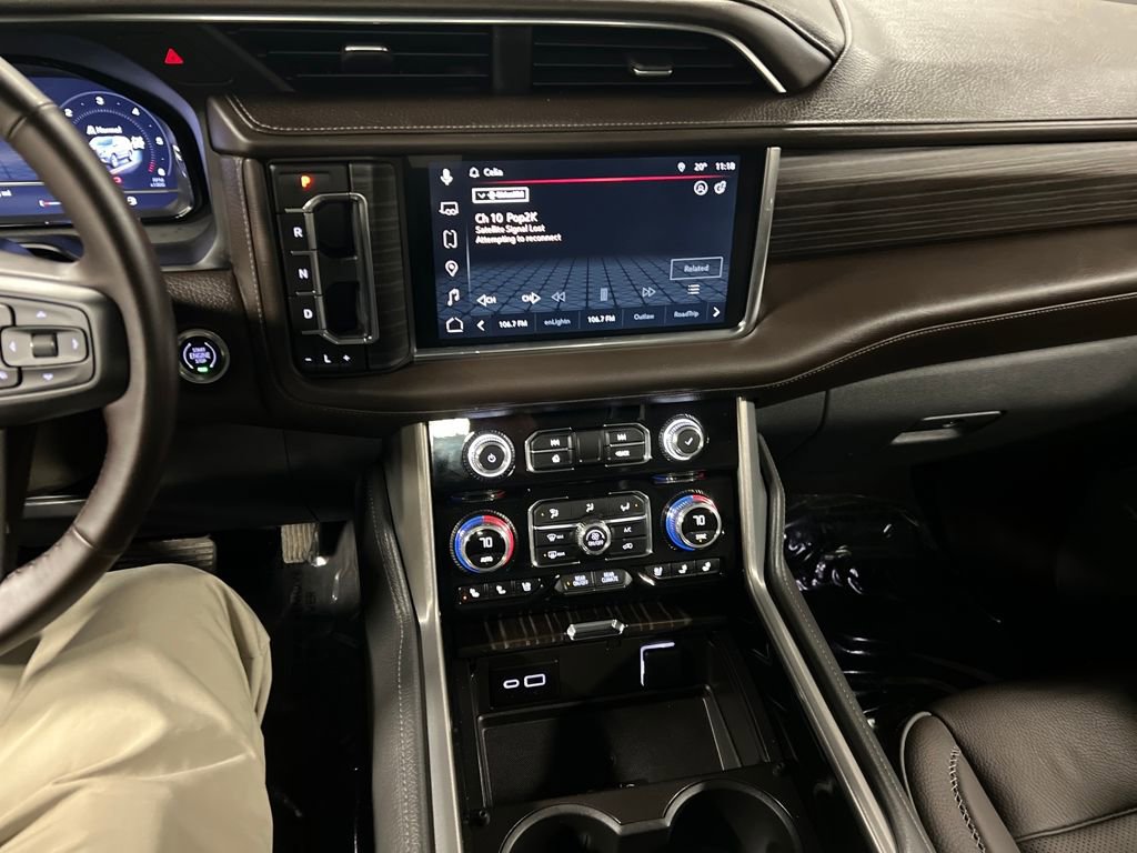 Certified 2024 GMC Yukon XL Denali AWD/4WD image 24