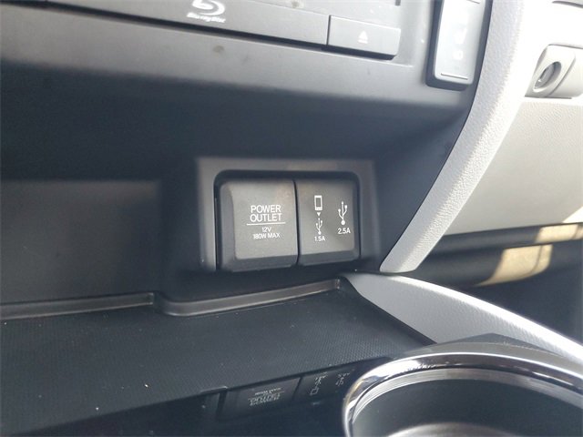 Used 2017 Honda Pilot Touring image 29