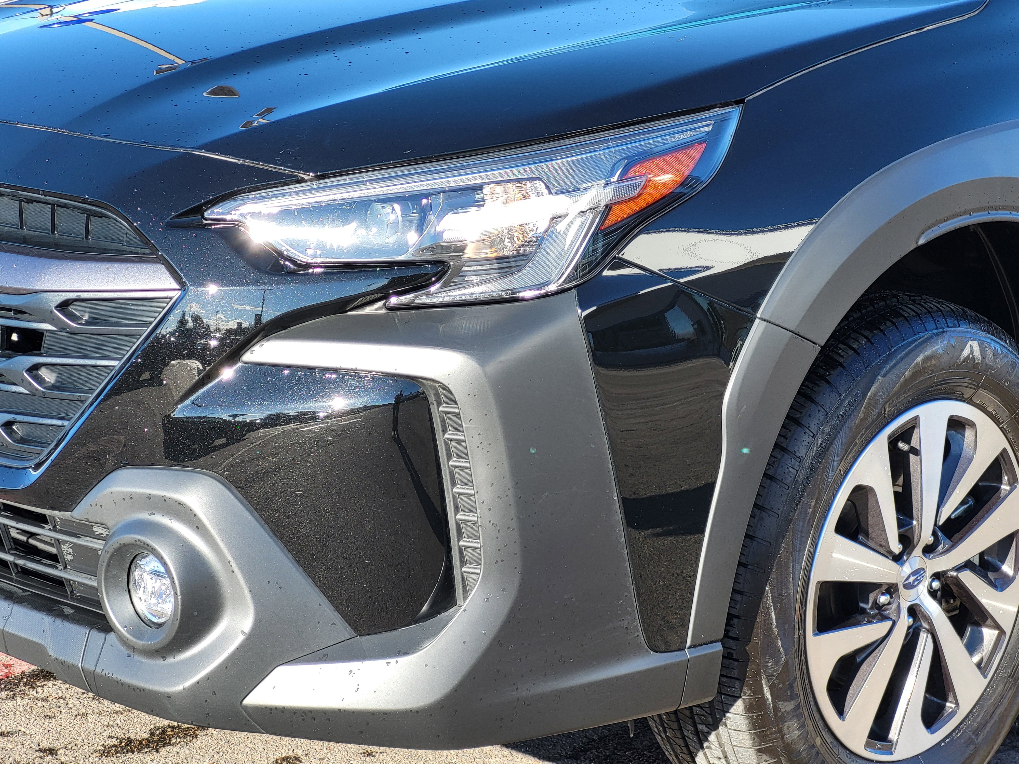 Certified 2025 Subaru Outback Premium w/ Popular Package #1A image 8