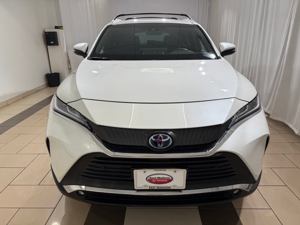 Certified 2023 Toyota Venza XLE AWD/4WD image 8