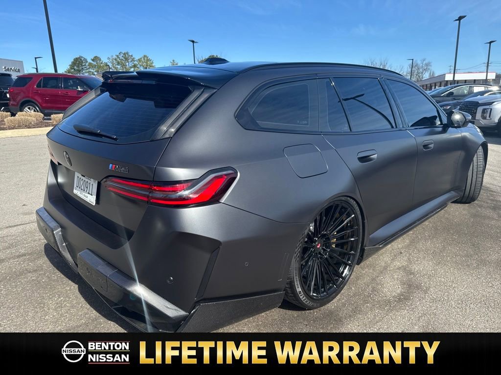Used 2025 BMW M5 Touring image 8