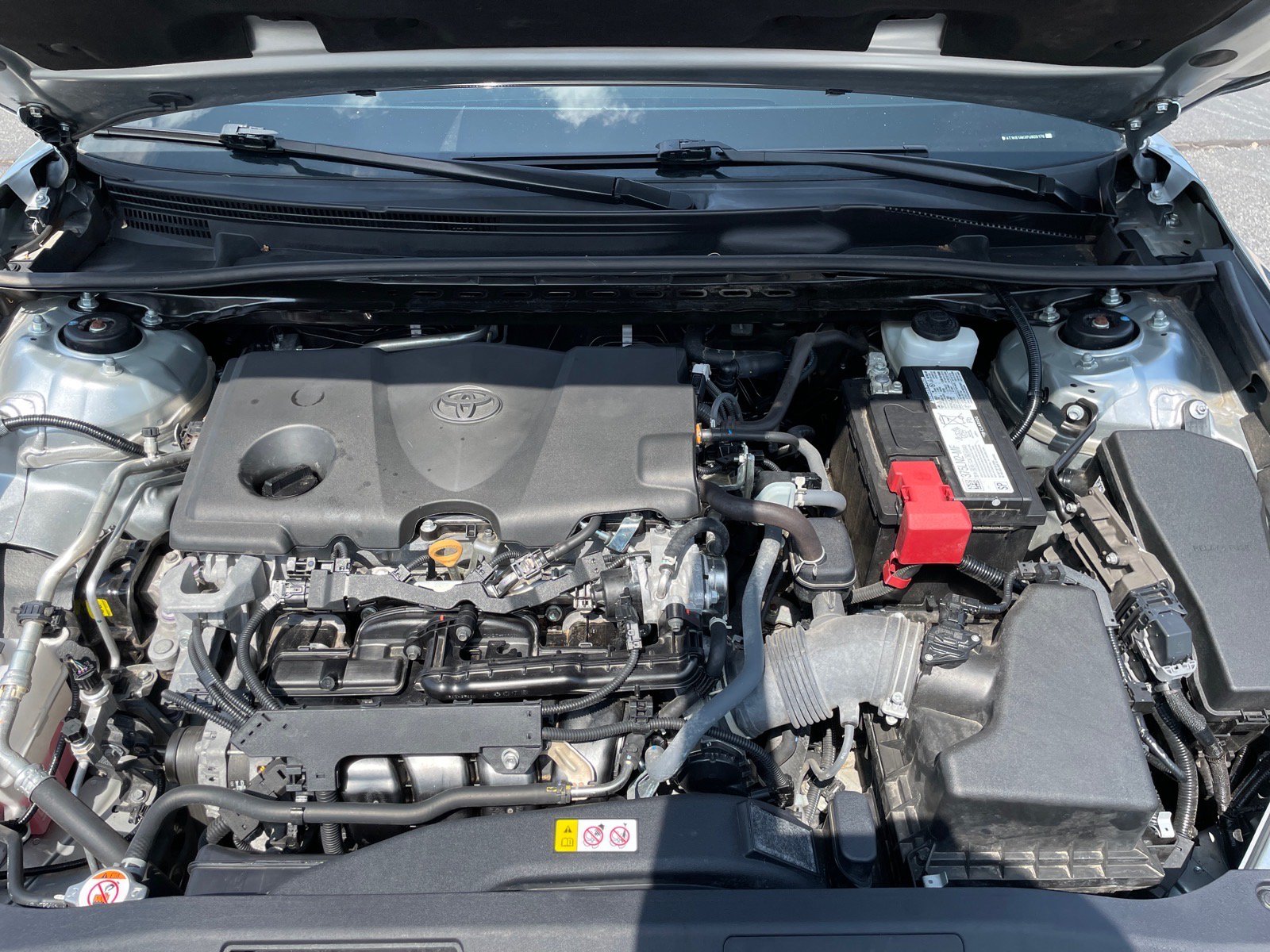 Used 2023 Toyota Camry XSE FWD image 17