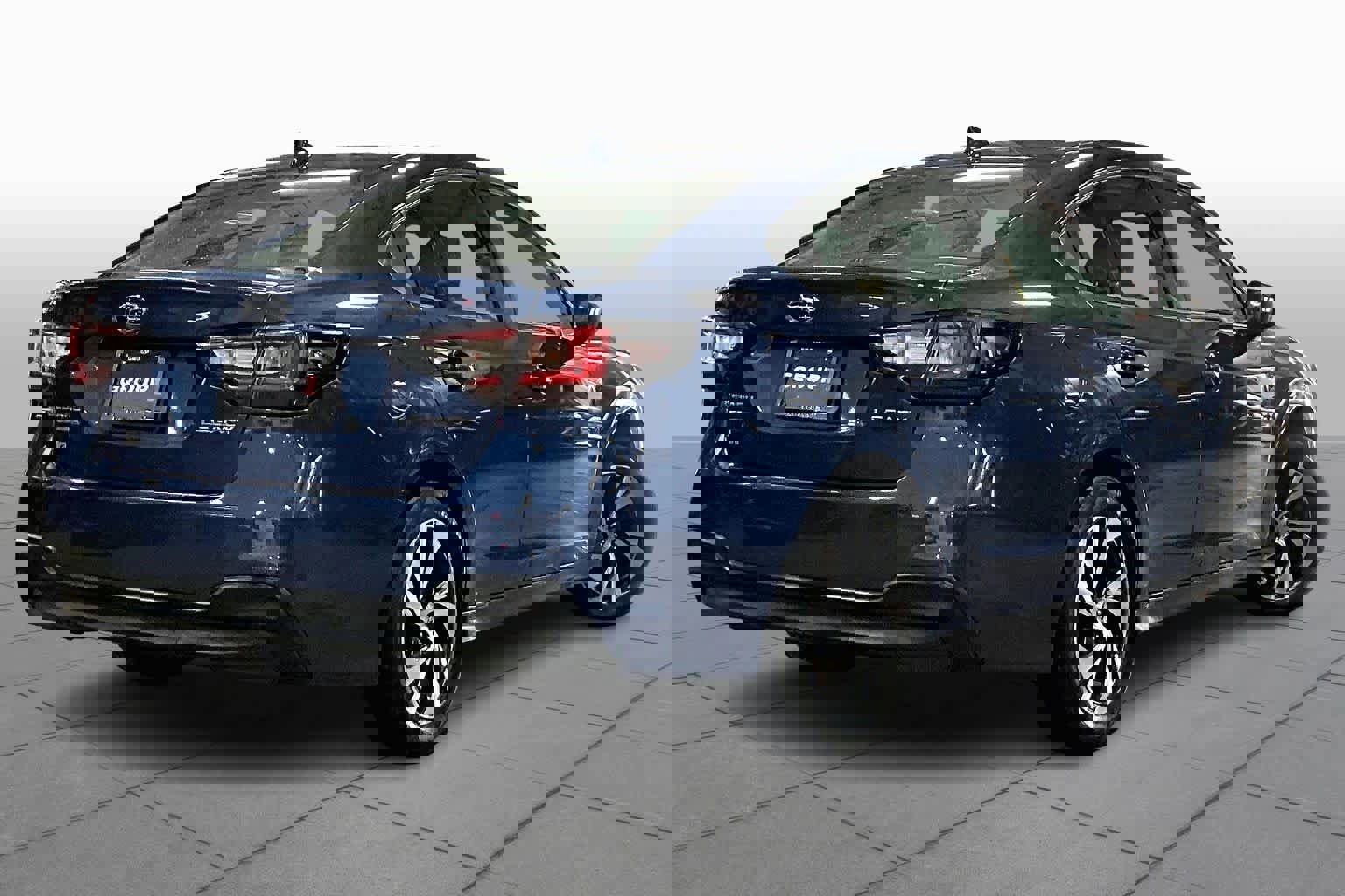 Used 2020 Subaru Legacy w/ Alloy Wheel Package image 13