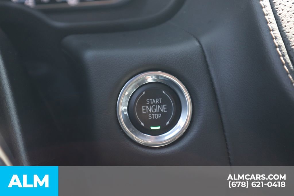 Used 2023 GMC Yukon SLT w/ SLT Premium Package AWD/4WD image 33