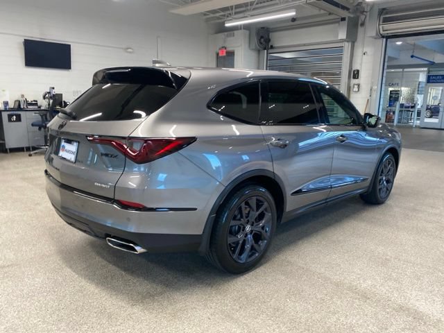 Used 2023 Acura MDX A-Spec AWD/4WD image 5