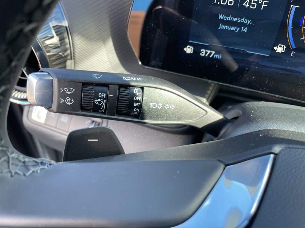 New 2026 Chevrolet Equinox LT image 16