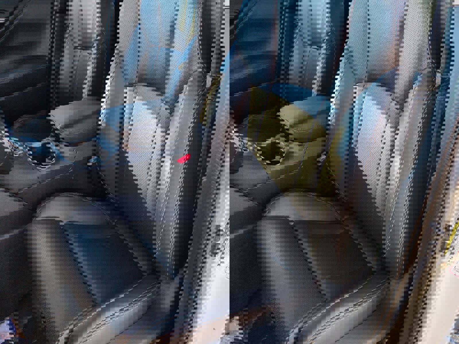 Used 2021 Subaru Outback Limited image 17