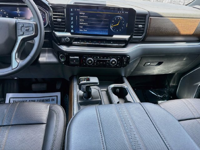 Used 2026 Chevrolet Silverado 1500 High Country w/ Midnight Edition RWD image 19