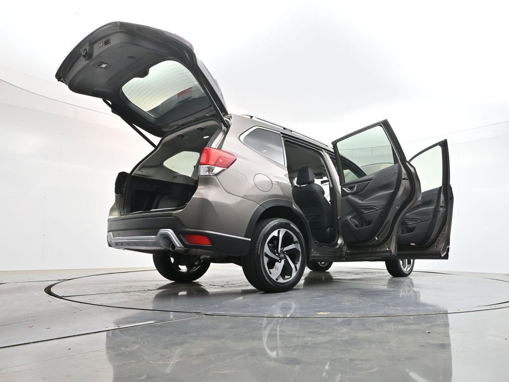 Used 2024 Subaru Forester Touring w/ POP Package 3 image 46