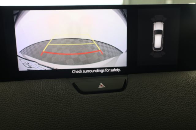 Used 2025 MAZDA CX-70 Plug-In Hybrid w/ Premium Pkg image 18