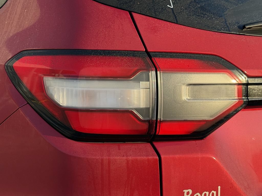 Used 2025 Honda Pilot EX-L image 11
