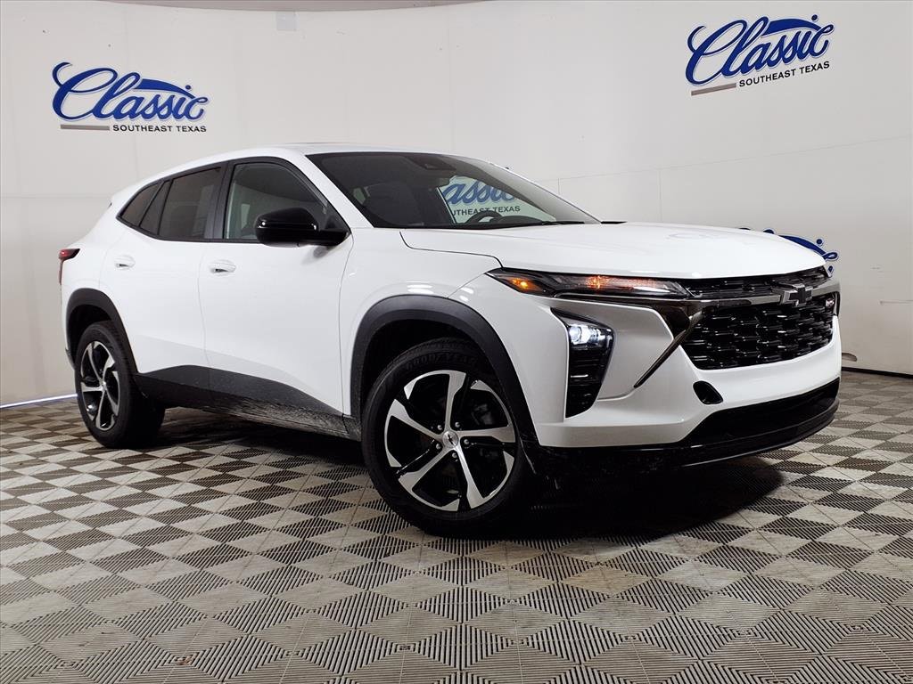 New 2026 Chevrolet Trax RS w/ Sunroof Package