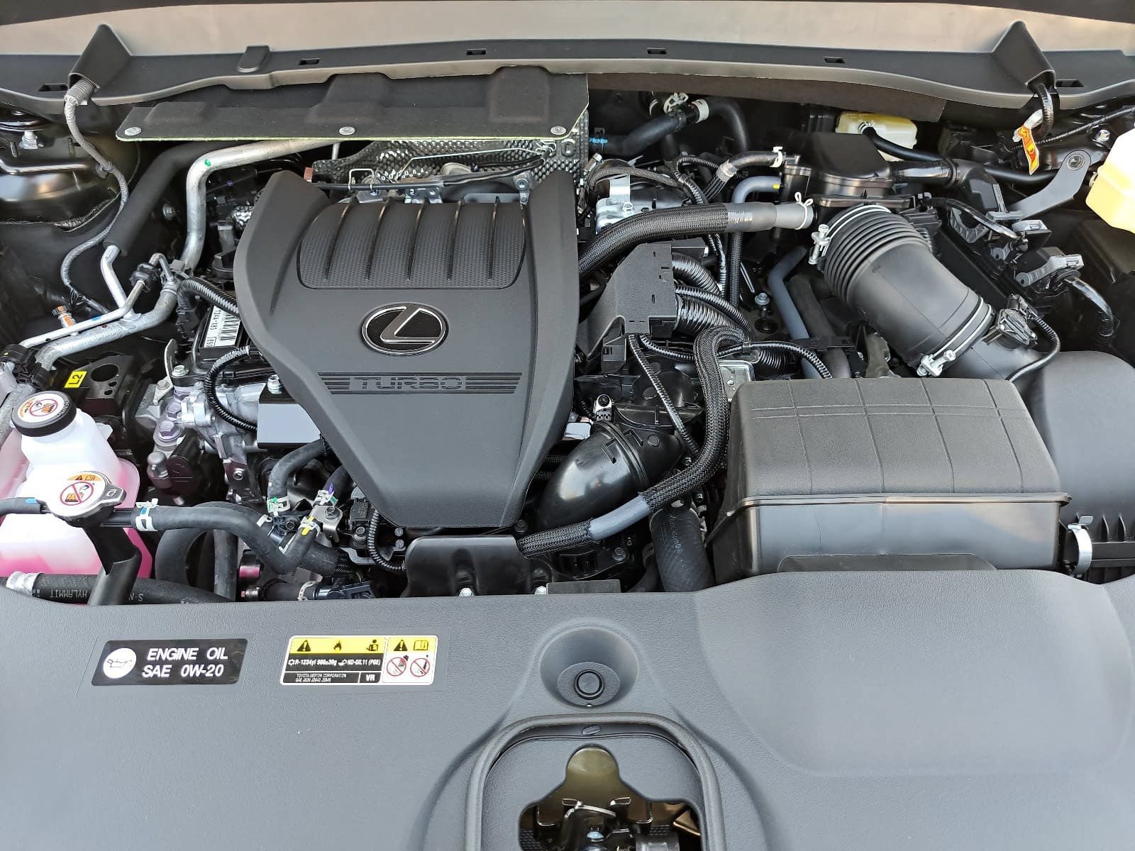 Used 2026 Lexus TX 500h AWD w/ Technology Package image 34