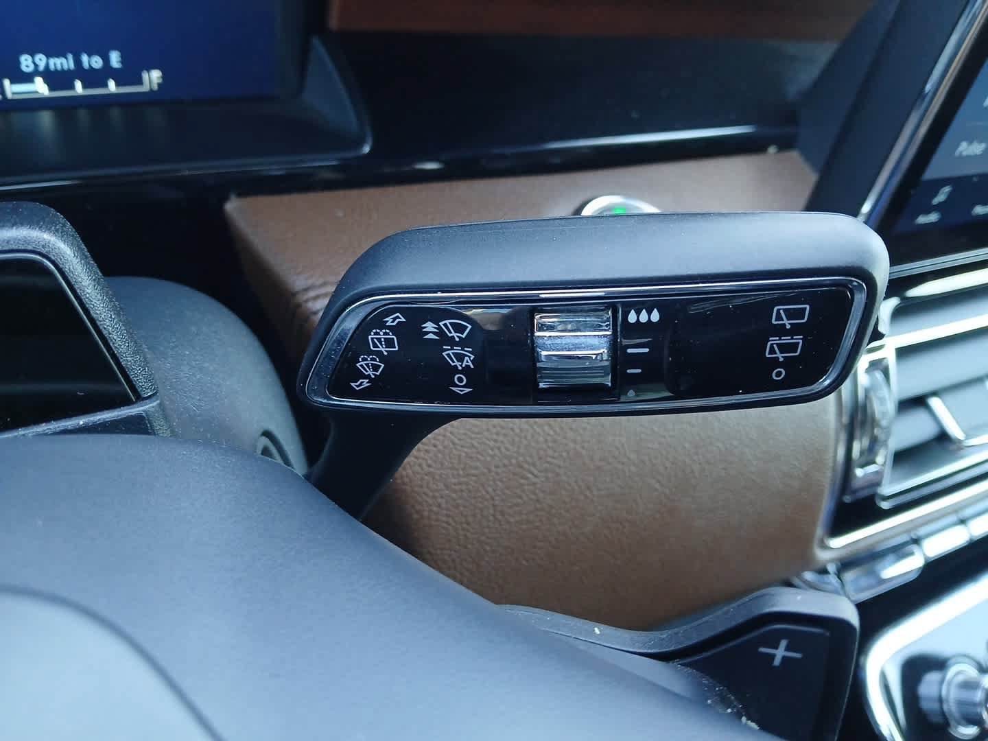Used 2024 Lincoln Navigator Reserve AWD/4WD image 28
