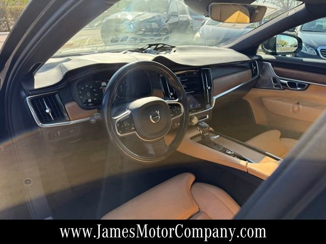Used 2018 Volvo S90 T6 Inscription w/ Protection Package image 10