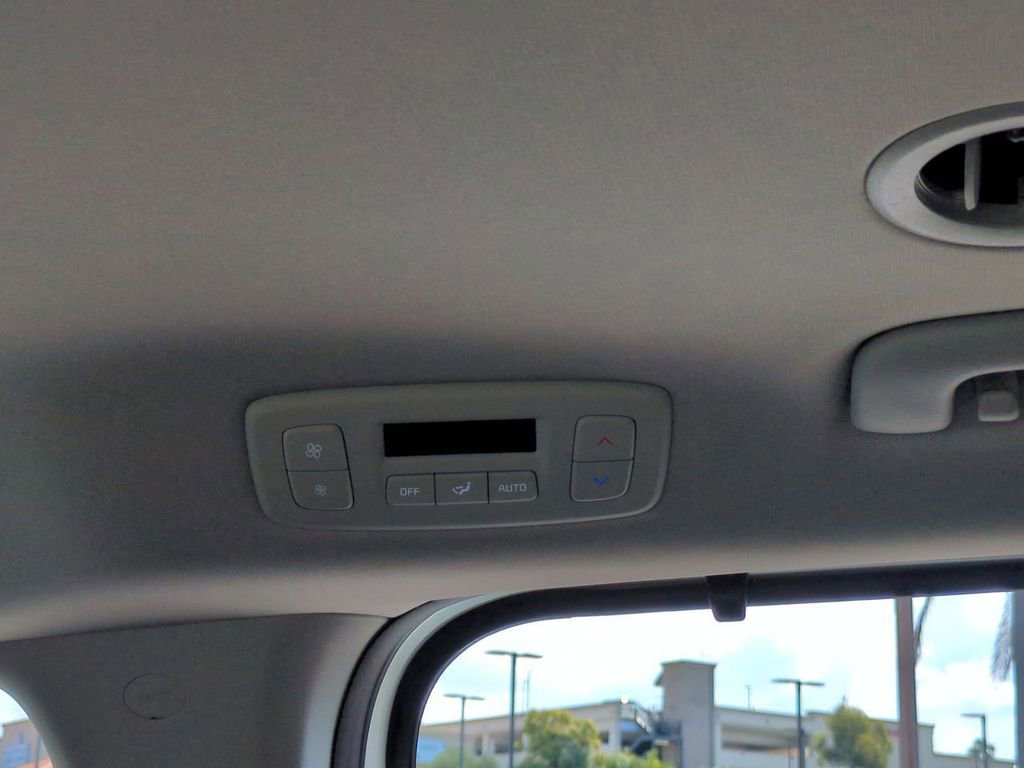 New 2026 Kia Carnival SX FWD image 22