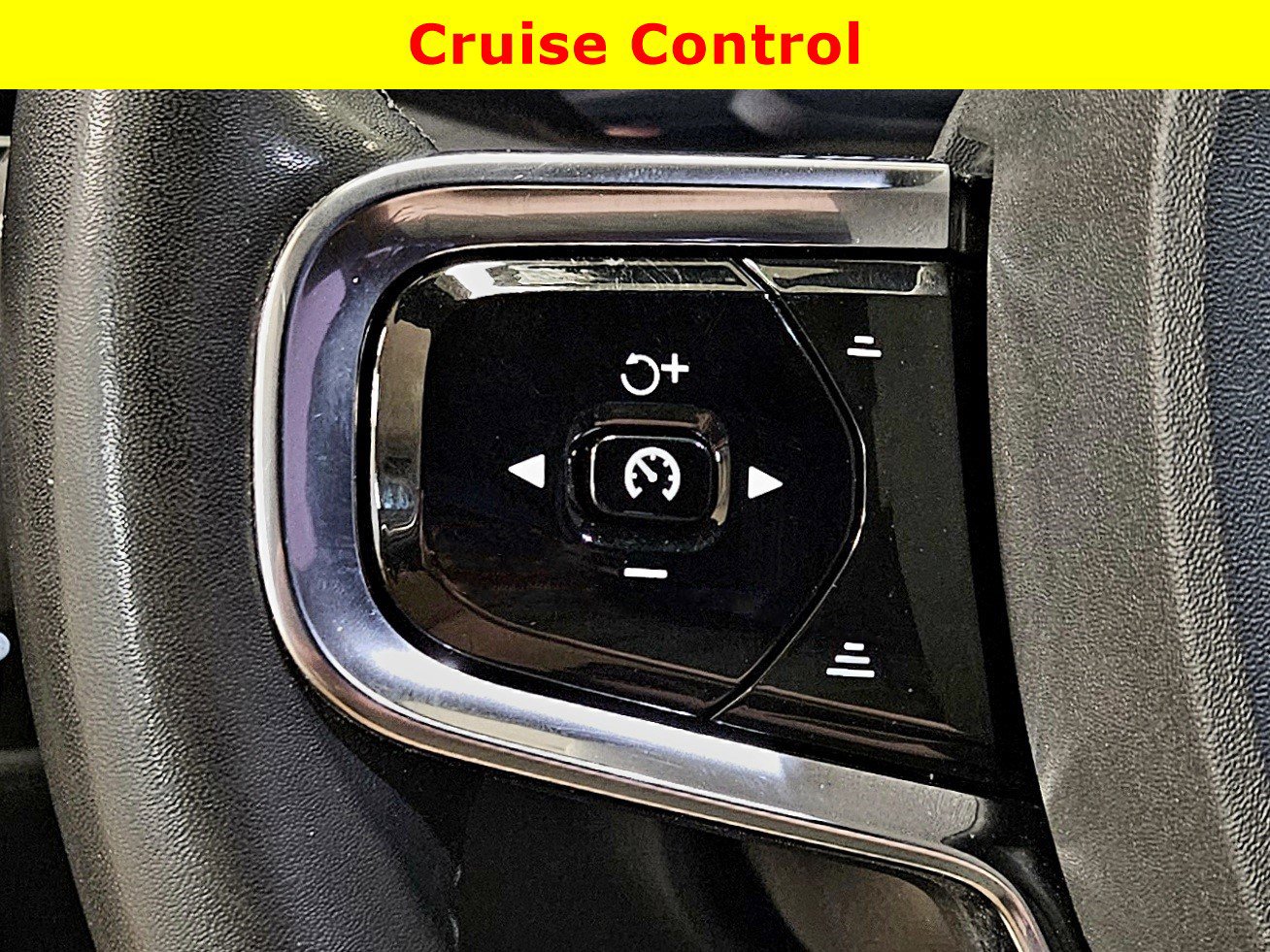 Used 2022 Polestar Polestar 2 w/ Performance Package AWD/4WD image 30