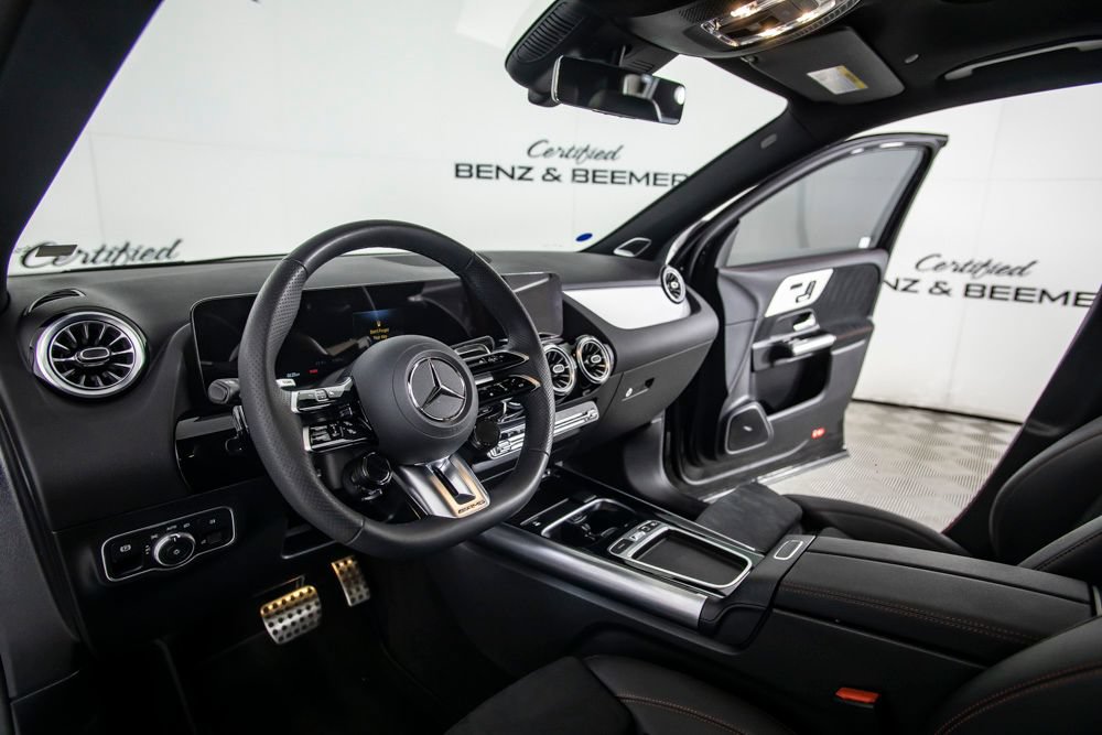 Used 2025 Mercedes-Benz GLA 35 AMG 4MATIC image 20