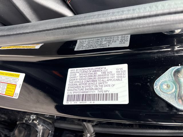 Used 2025 Honda Pilot TrailSport image 37