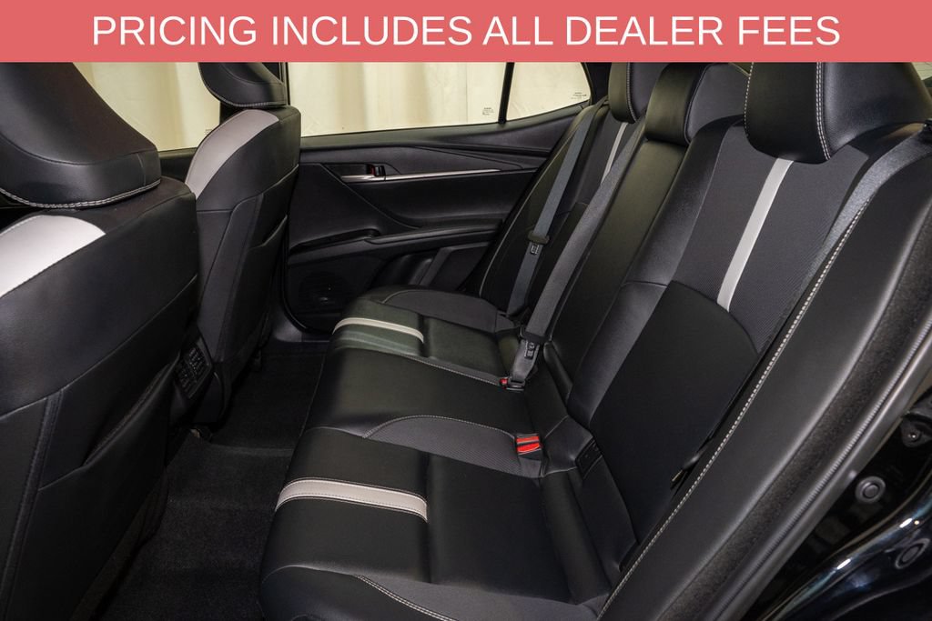 Used 2025 Toyota Camry SE FWD image 8