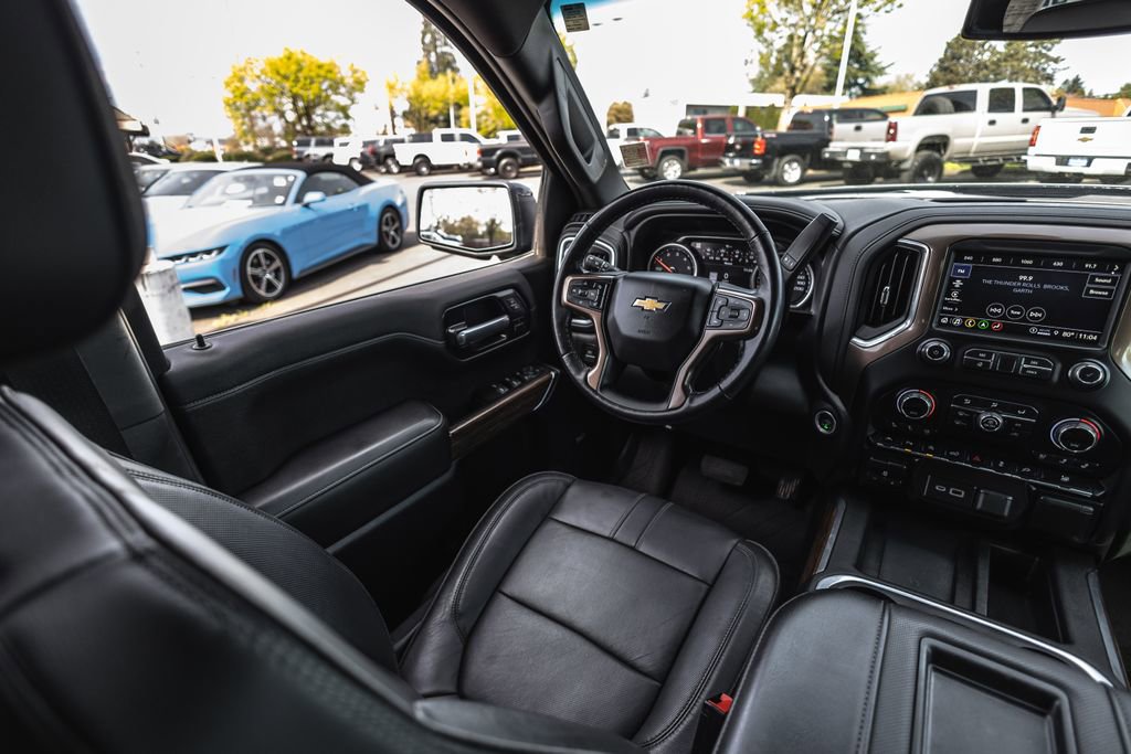 Used 2022 Chevrolet Silverado 1500 High Country w/ Safety Package II image 26