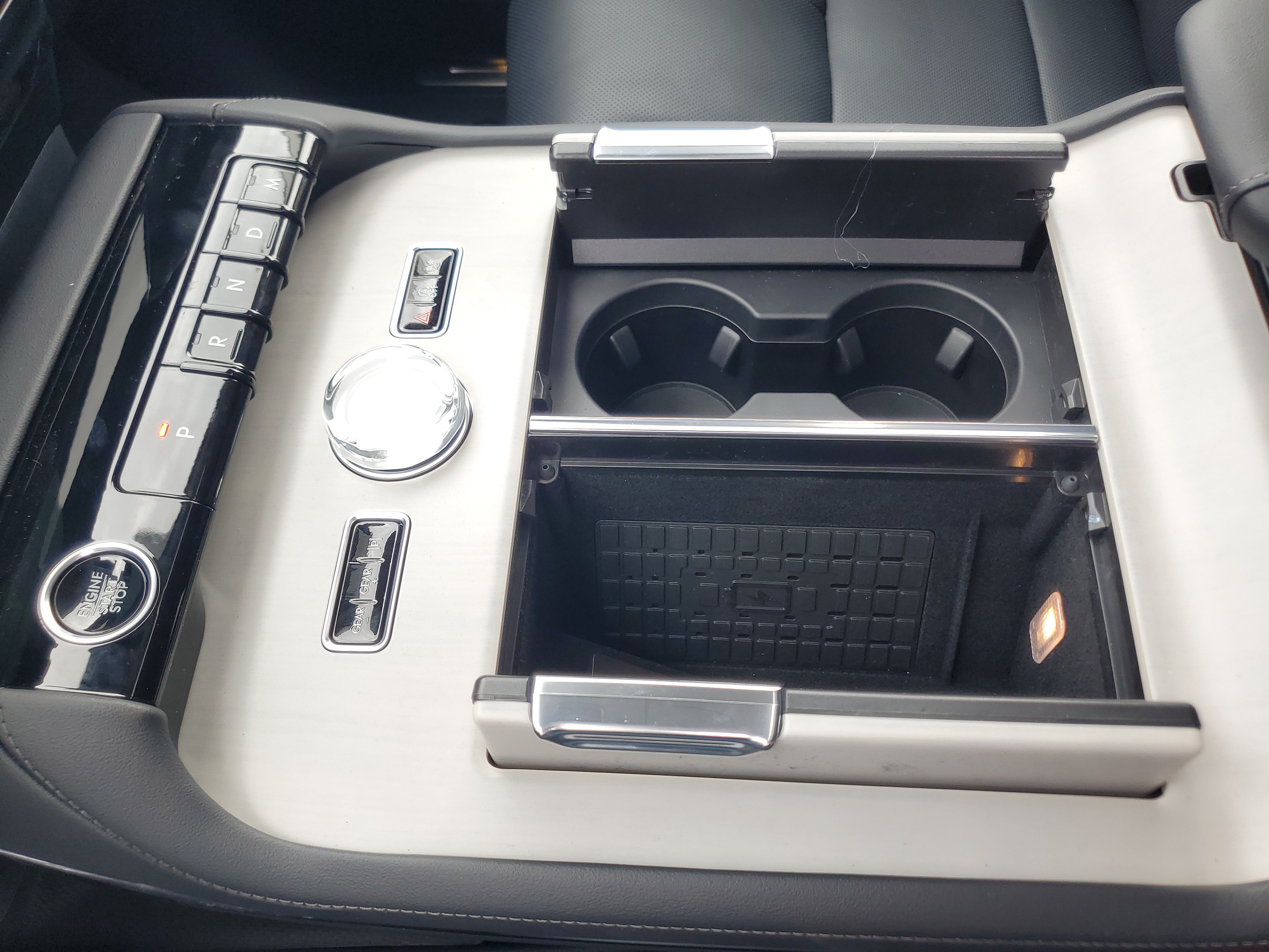 New 2026 Lincoln Navigator L Reserve AWD/4WD image 26