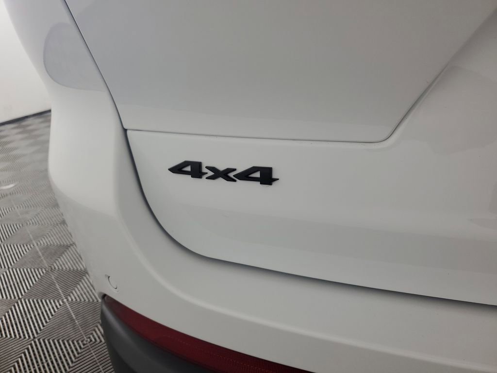 New 2025 Jeep Grand Cherokee L Limited image 12