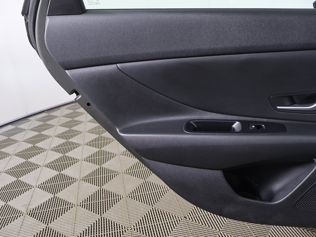 Certified 2024 Hyundai Elantra SEL FWD image 21