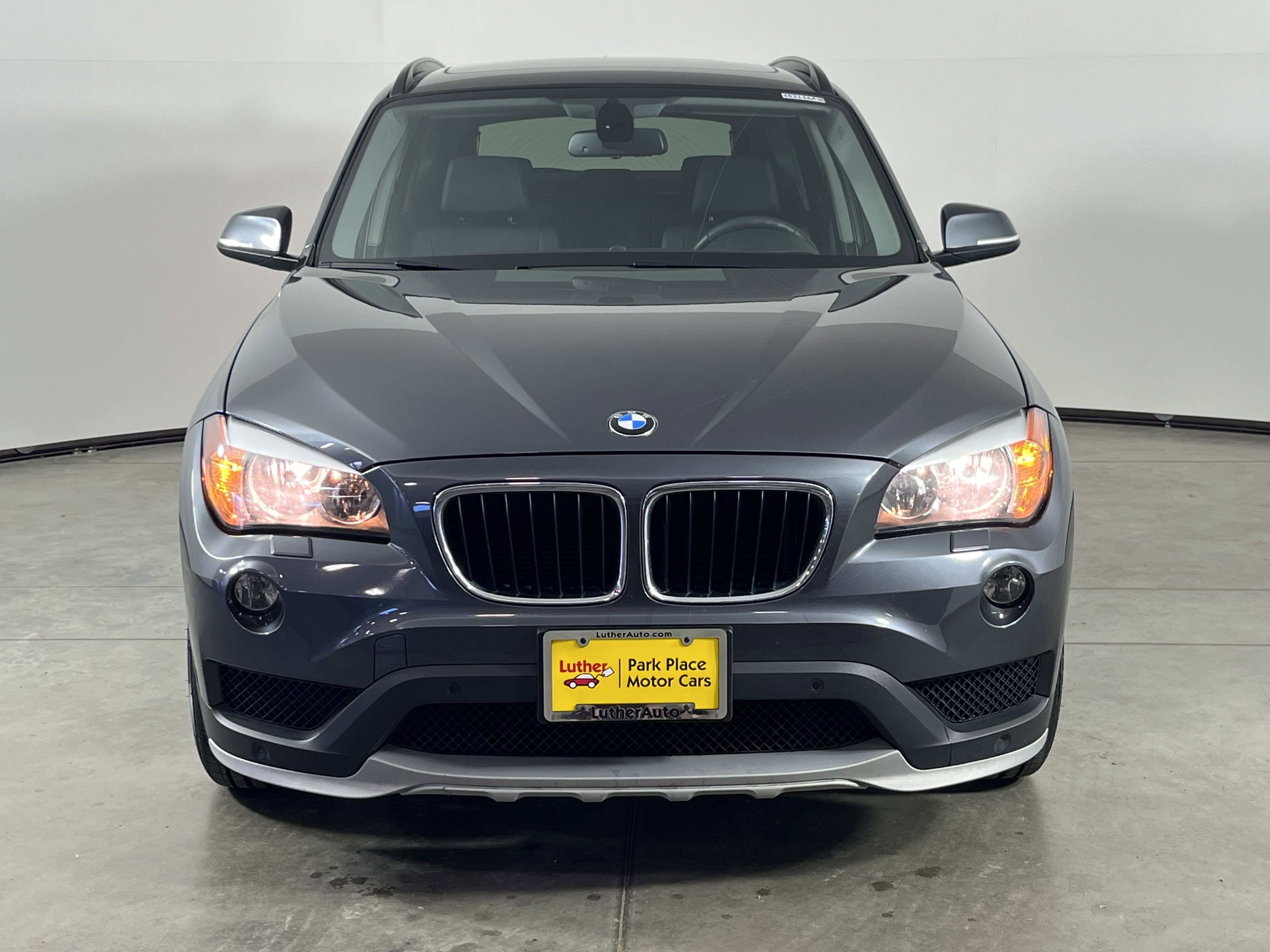 Used 2015 BMW X1 xDrive28i image 2