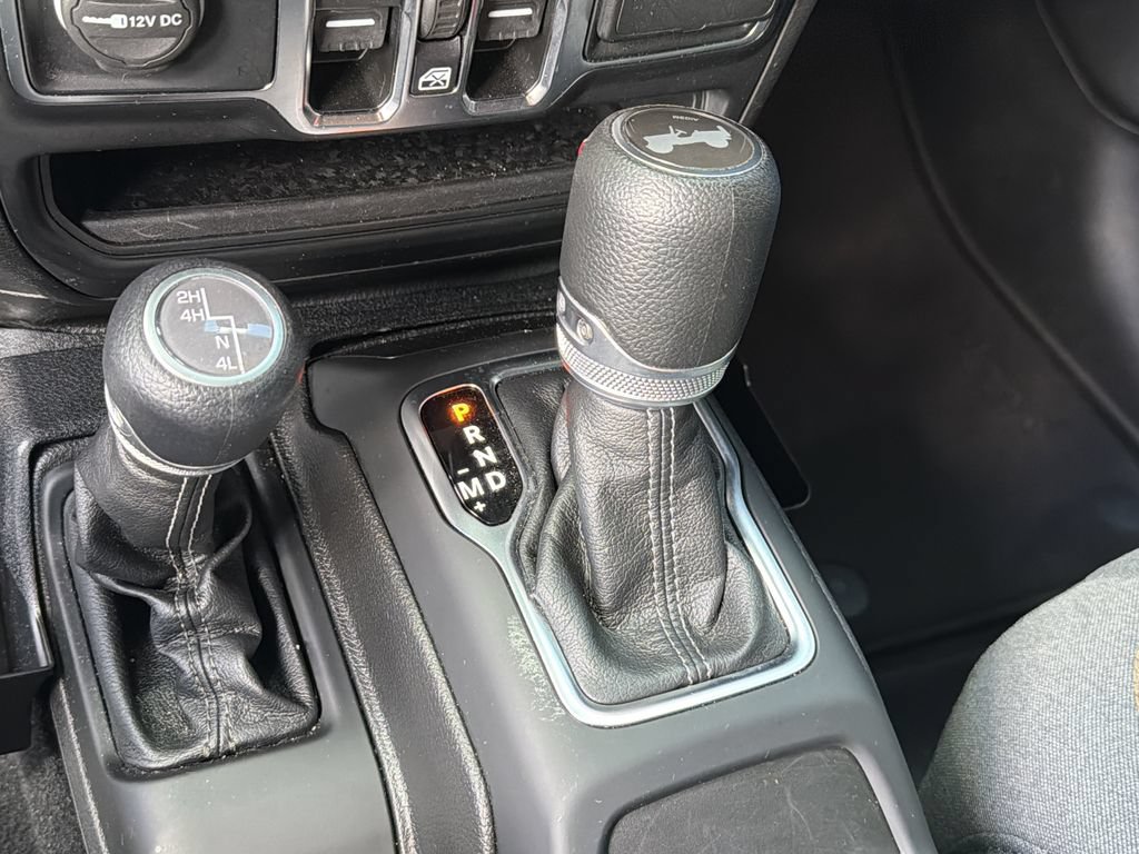 Used 2024 Jeep Wrangler Unlimited Sport AWD/4WD image 28