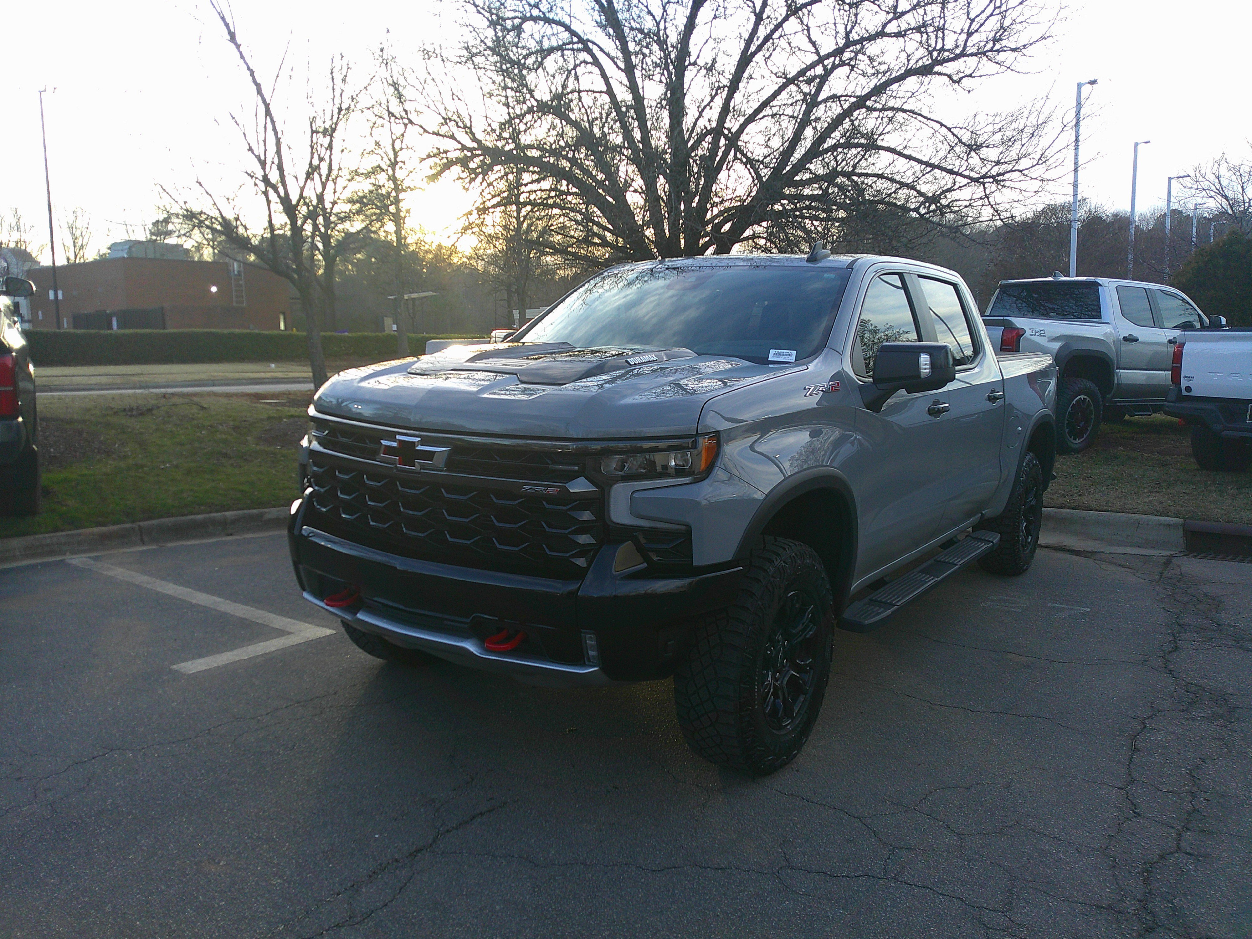 Used 2024 Chevrolet Silverado 1500 ZR2 w/ Technology Package image 6