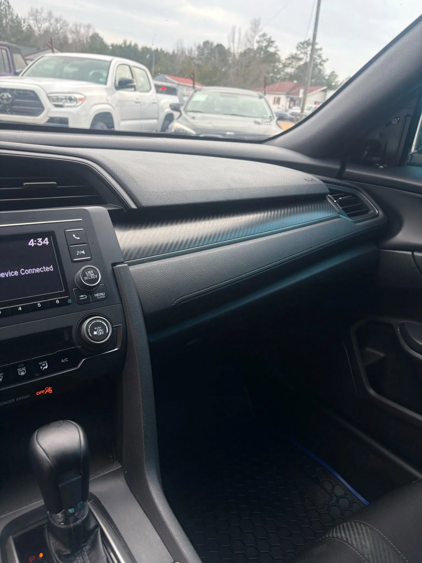 Used 2017 Honda Civic Sport image 25