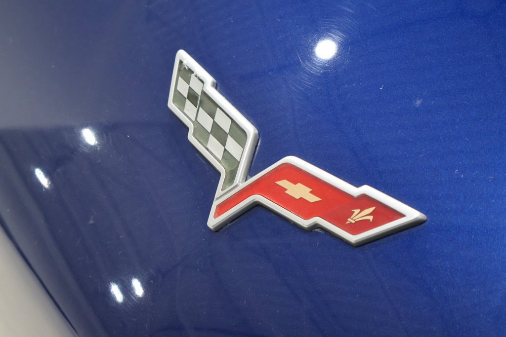Used 2006 Chevrolet Corvette Coupe w/ Preferred Equipment Group RWD image 9