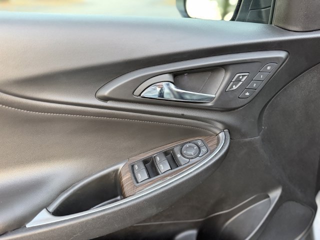 Used 2024 Chevrolet Malibu LT FWD image 13
