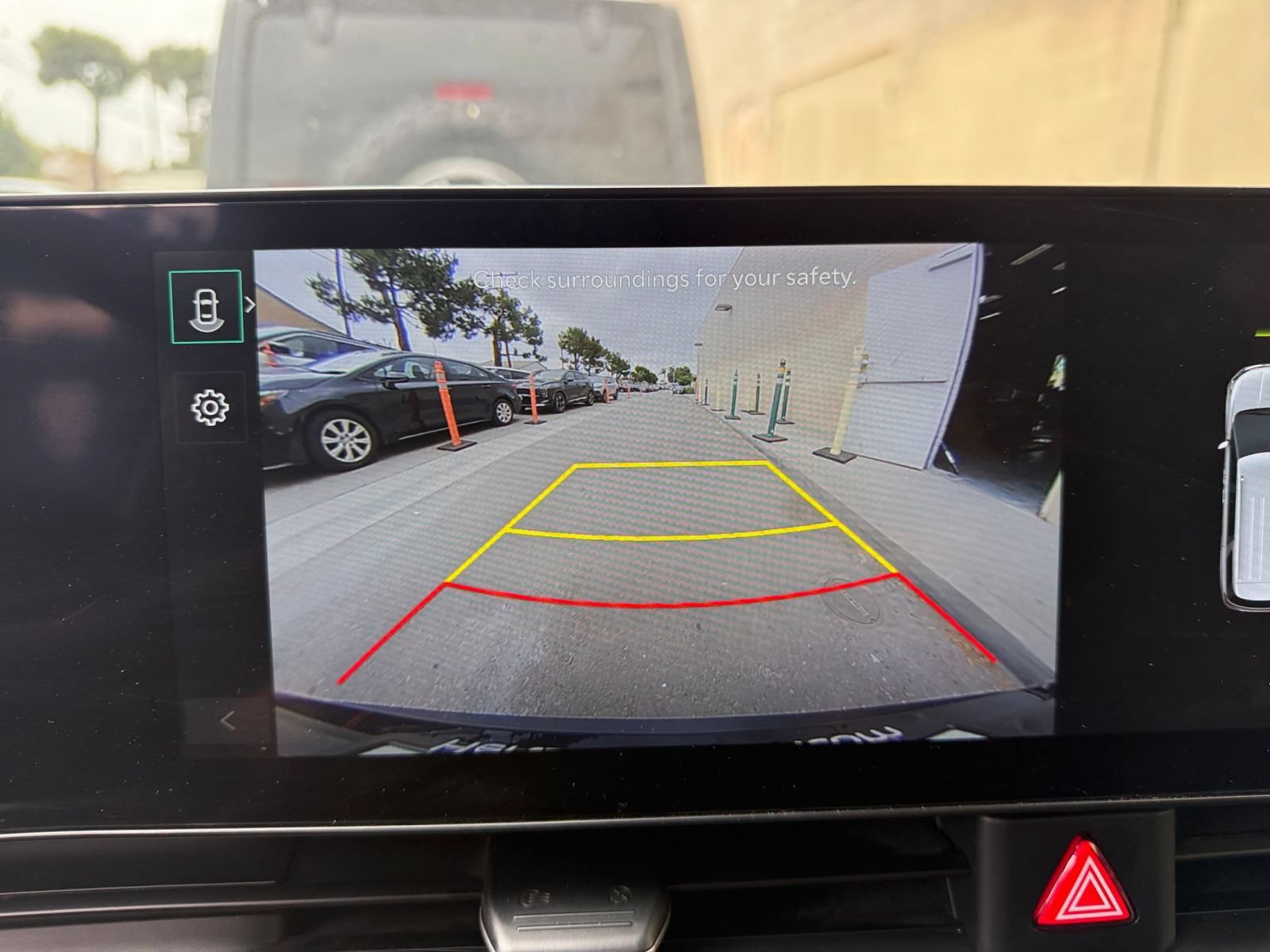 Used 2026 Kia Carnival FWD image 20