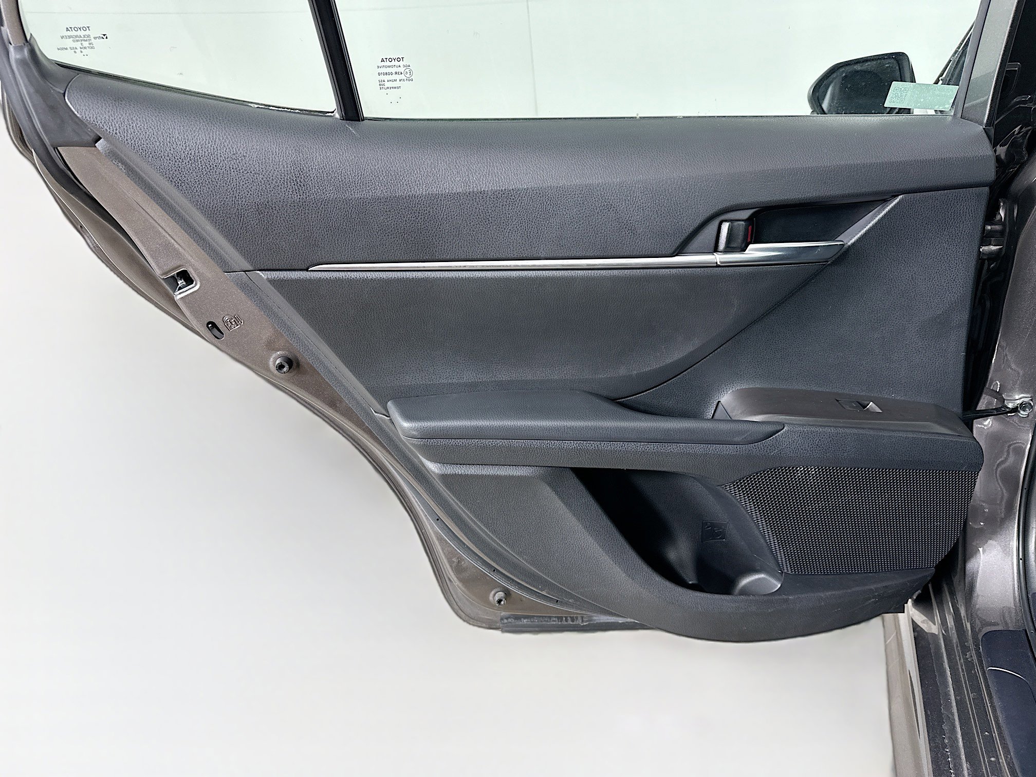 Used 2024 Toyota Camry SE image 25