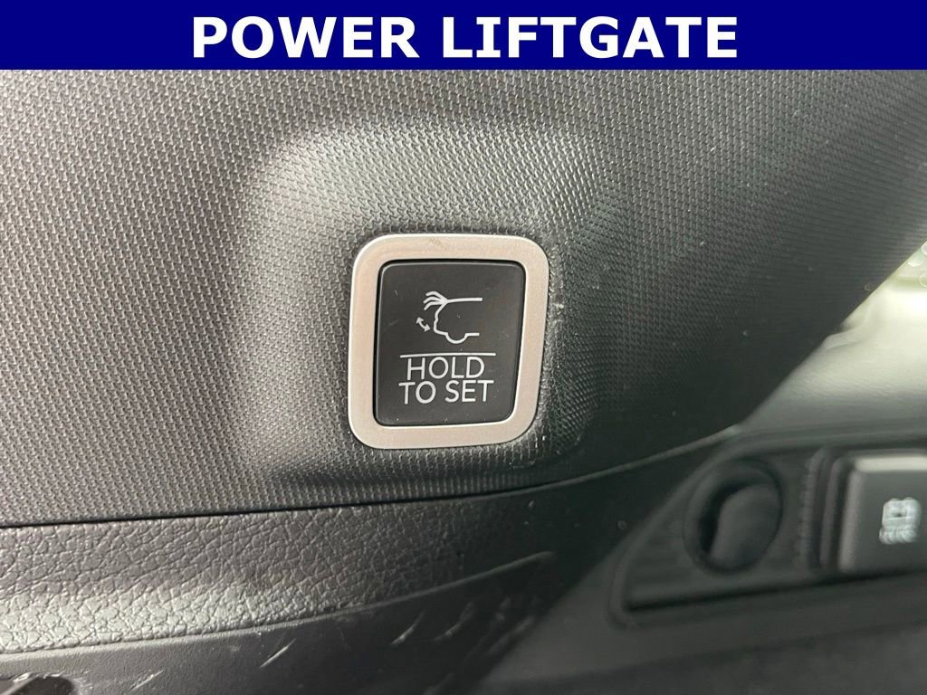 Used 2023 Jeep Grand Cherokee Summit AWD/4WD image 18