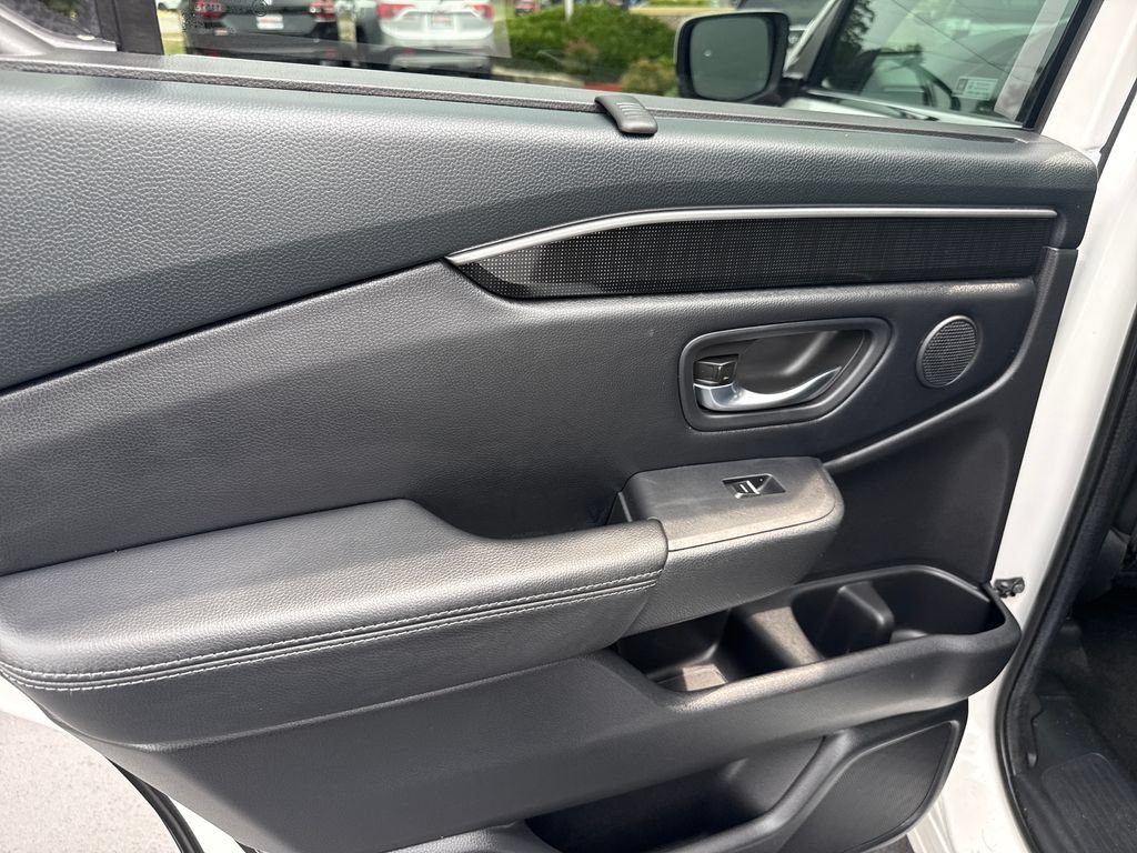 Used 2024 Honda Pilot Elite image 18
